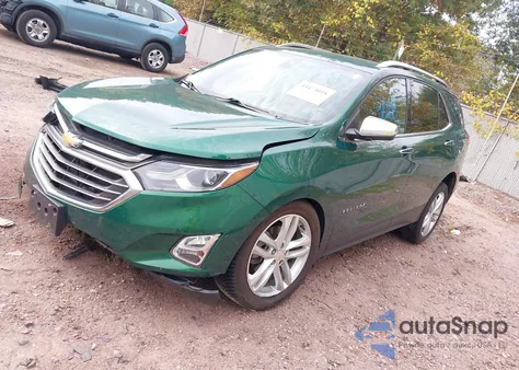 2018 Chevrolet Equinox Premier z USA, uszkodzony, nr VIN 2GNAXNEX9J6157089